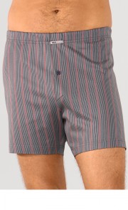 Shorts mit Öffnung