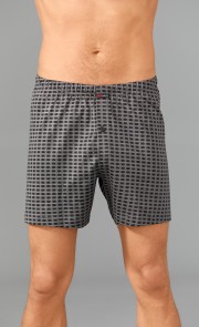 Shorts mit Öffnung