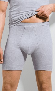 Kurzbeinhose mit Öffnung